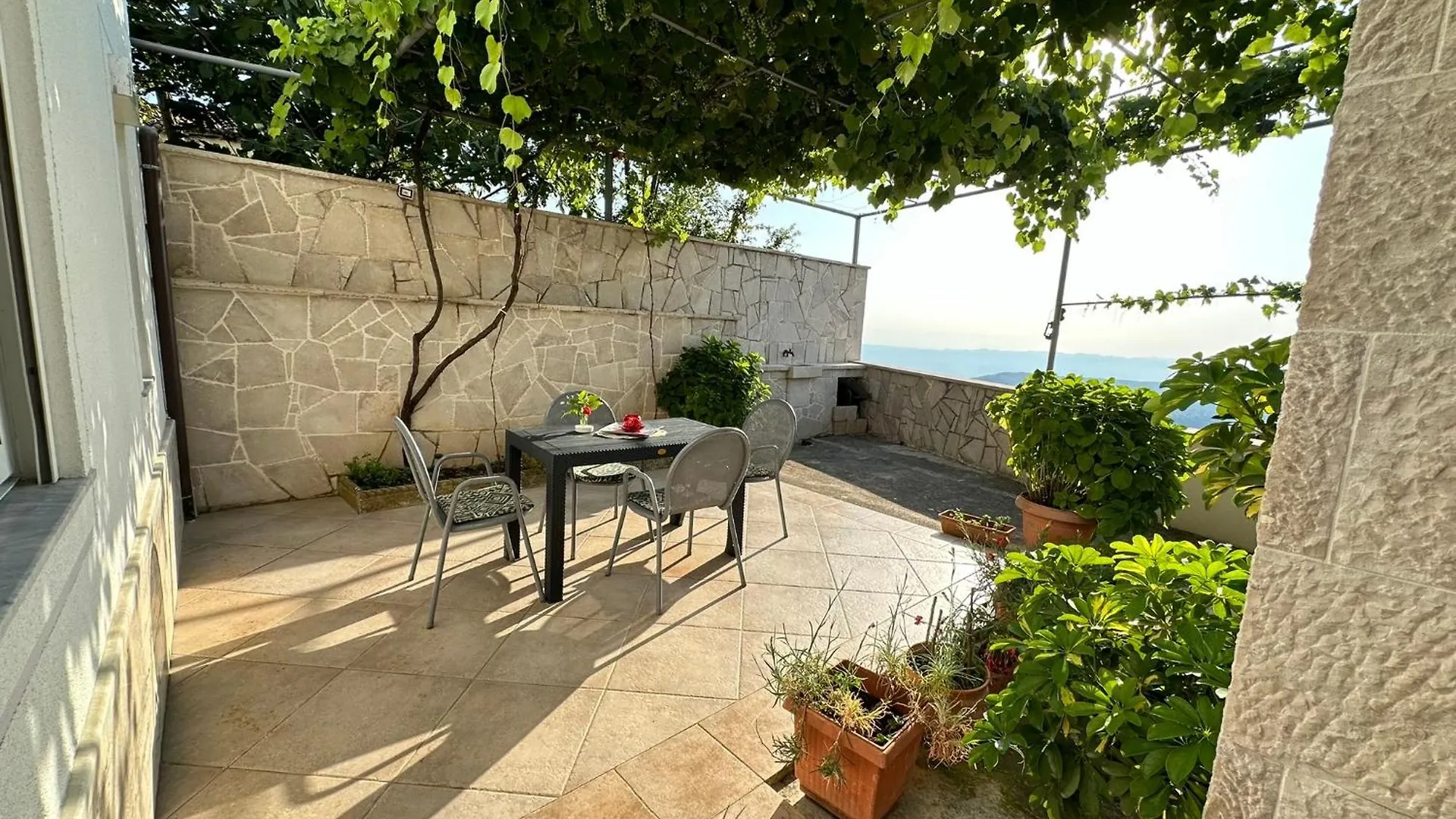 The View Guest House Kruja 0*,  Albánia